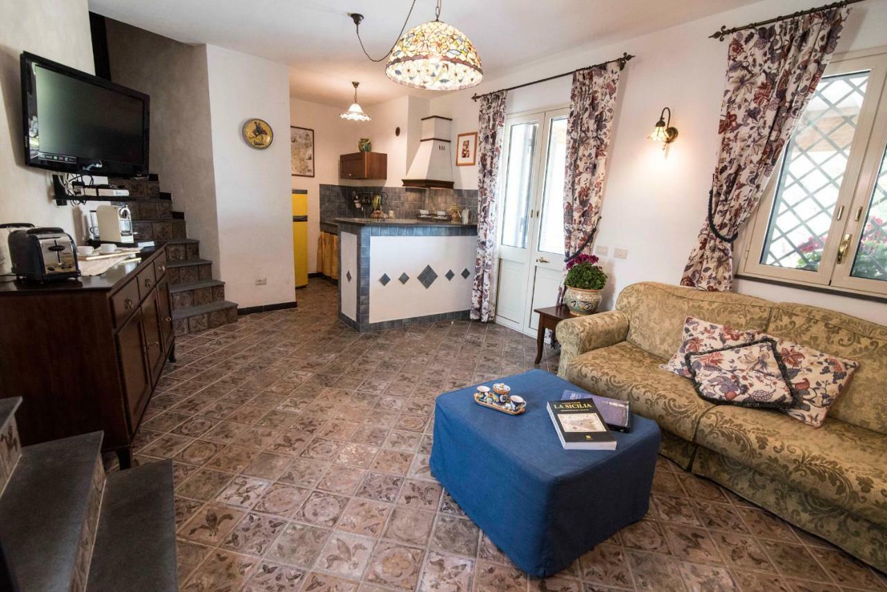 Vila Seacily Etna House Piedimonte Etneo Exteriér fotografie